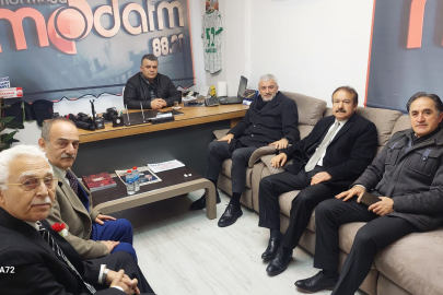 İyi Partili Yılmaz Ve Arpacıoğlu Moda Fm/Tv’yi Ziyaret Etti