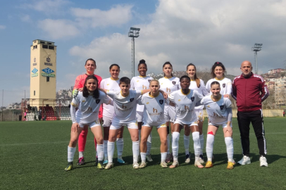 Ünye Kadın Futbol Kulübü Süper Lig Yarışında Son İki Haftaya Avantajlı Giriyor. 