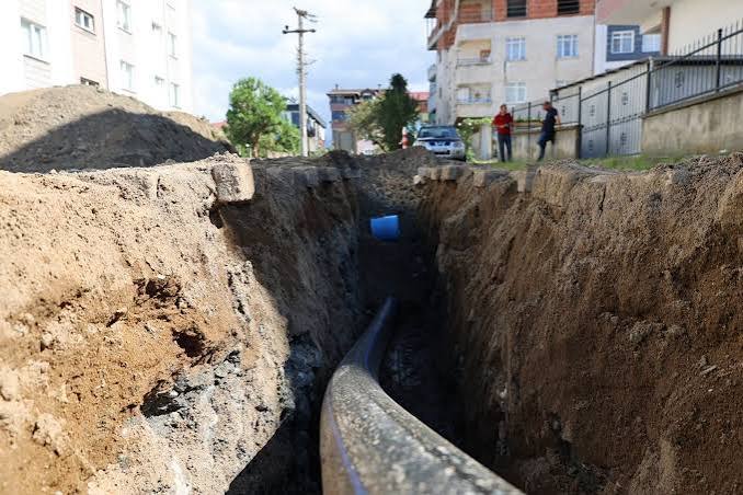 Altınordu Şirinevler’de 40 yıllık içme suyu hatları yenileniyor