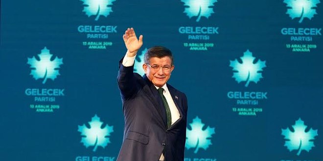 GELECEK PARTİSİ SİYASETE VEDA ETTİ