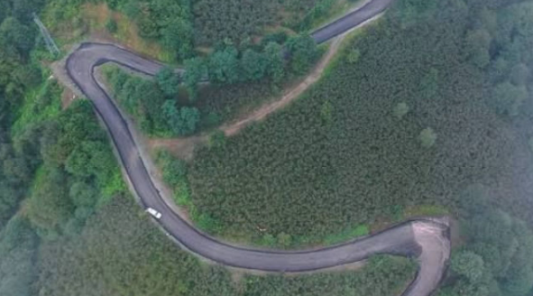 Şirinköy-Alaseher Yolunda Asfalt Çalışması Tamamlandı: 5,2 Kilometrelik Güzergah Hizmete Açıldı