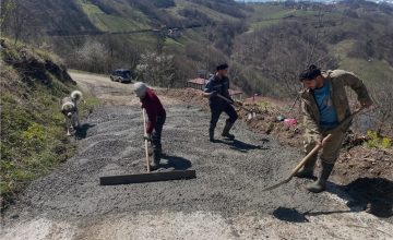Yeşilalan Mahallesi’nde Beton Yol Çalışmaları Devam Ediyor